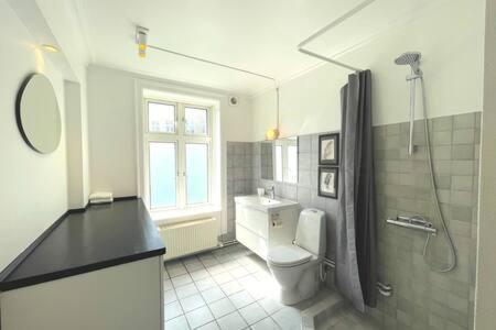 2 Bedroom Apartment In Trendy Area Kopenhagen Buitenkant foto